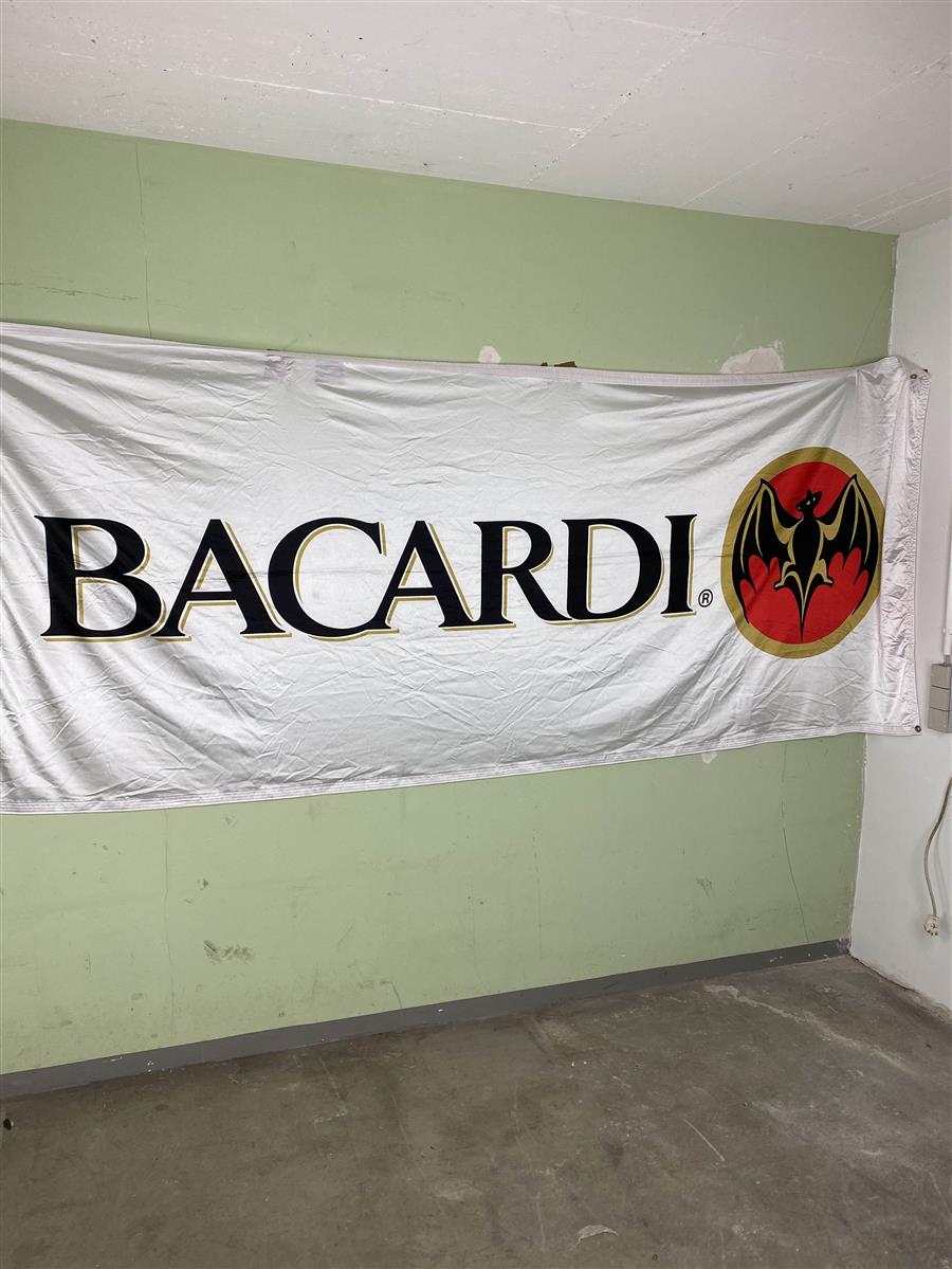 1x Bacardi Rum Fahne Weiß Schriftzug 310 x 125