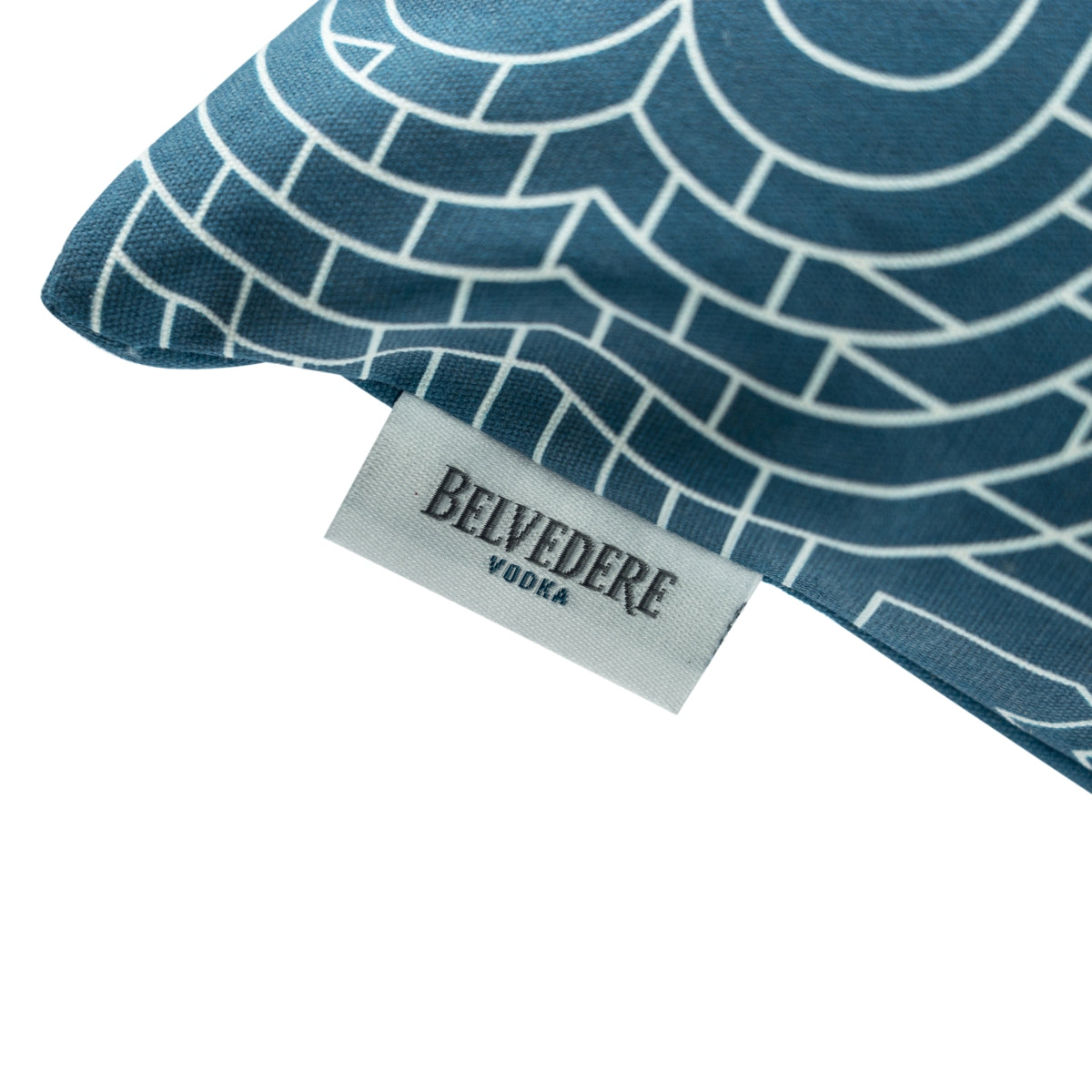 1x Belvedere Vodka Kissen Blau mit Weißem Logo – Ansicht 4