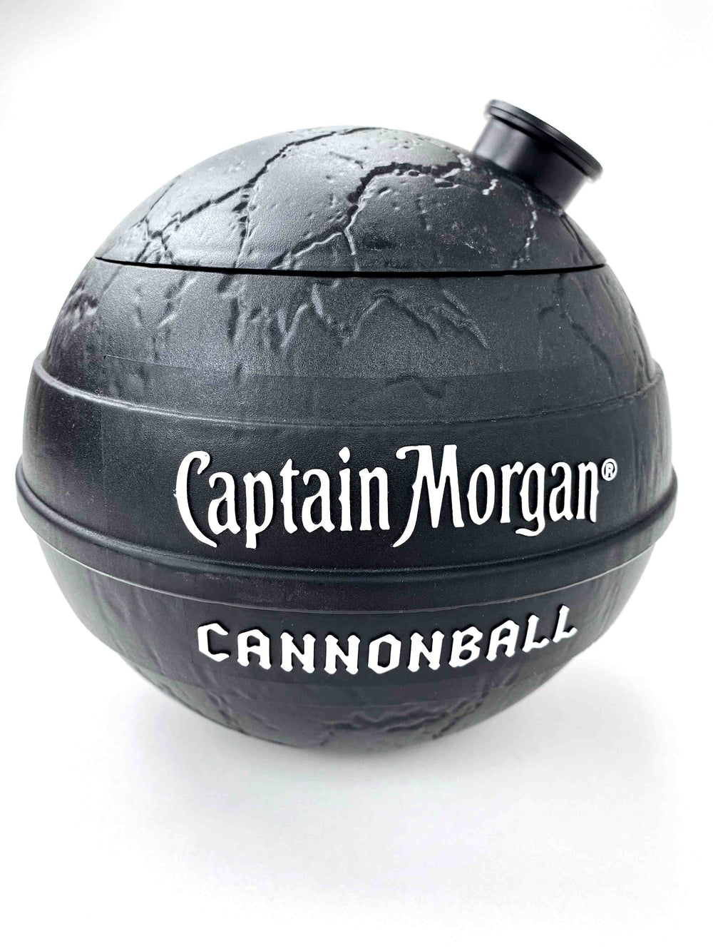 1x Captain Morgan Rum Kühler Cannonball schwarz rau