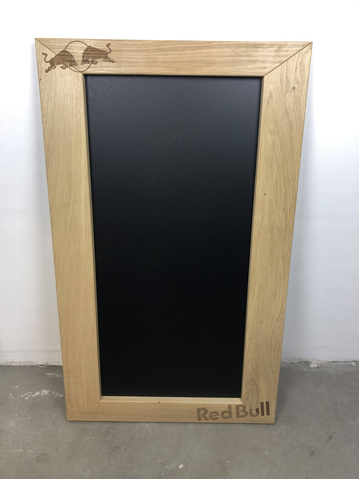 1x Red Bull Energy Kreidetafel Eiche Massiv 100 x 60 cm