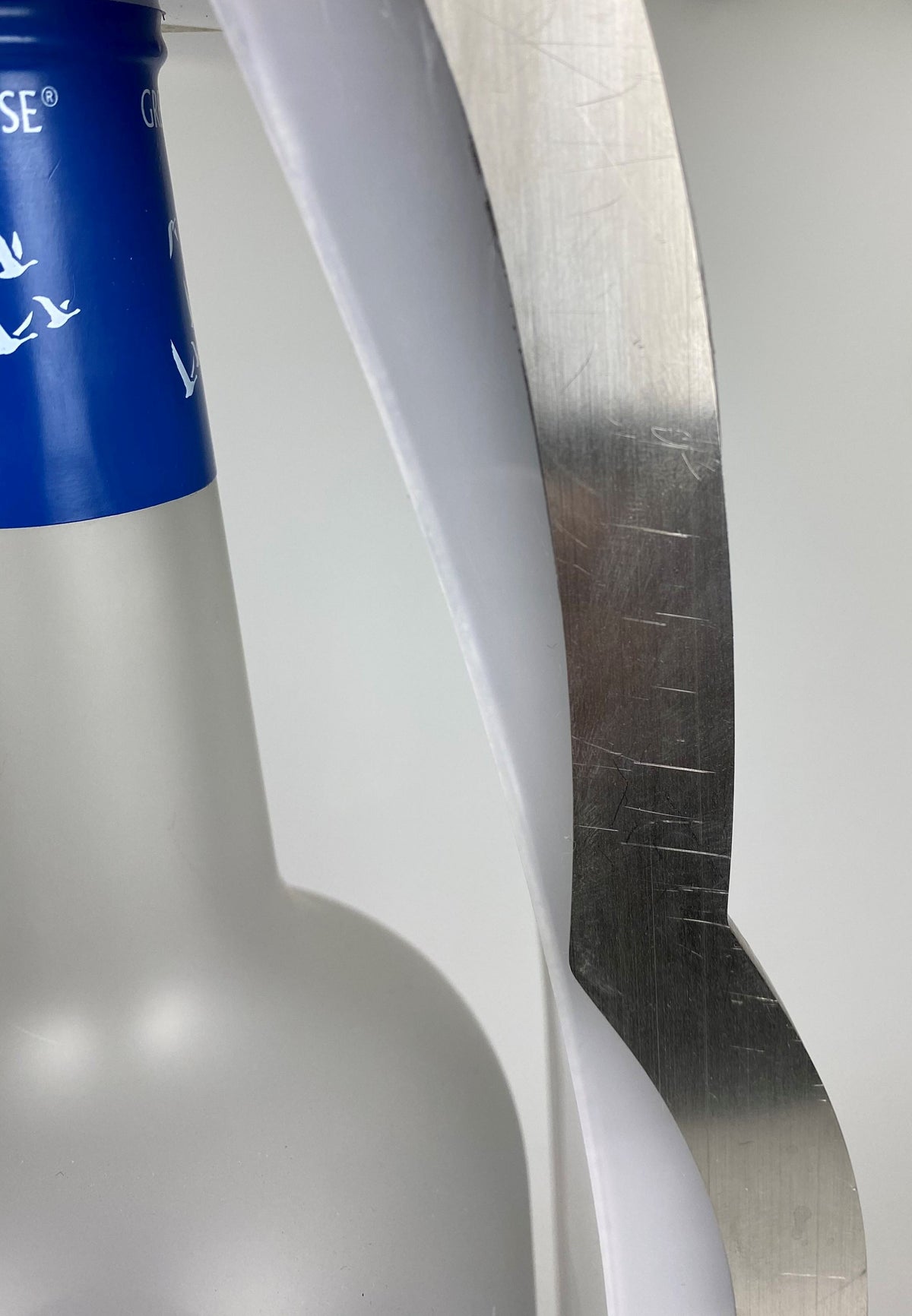 Grey Goose Vodka Glorifier LED Leuchtreklame Leuchtwerbung Gans 1,5l Flaschen – Ansicht 6