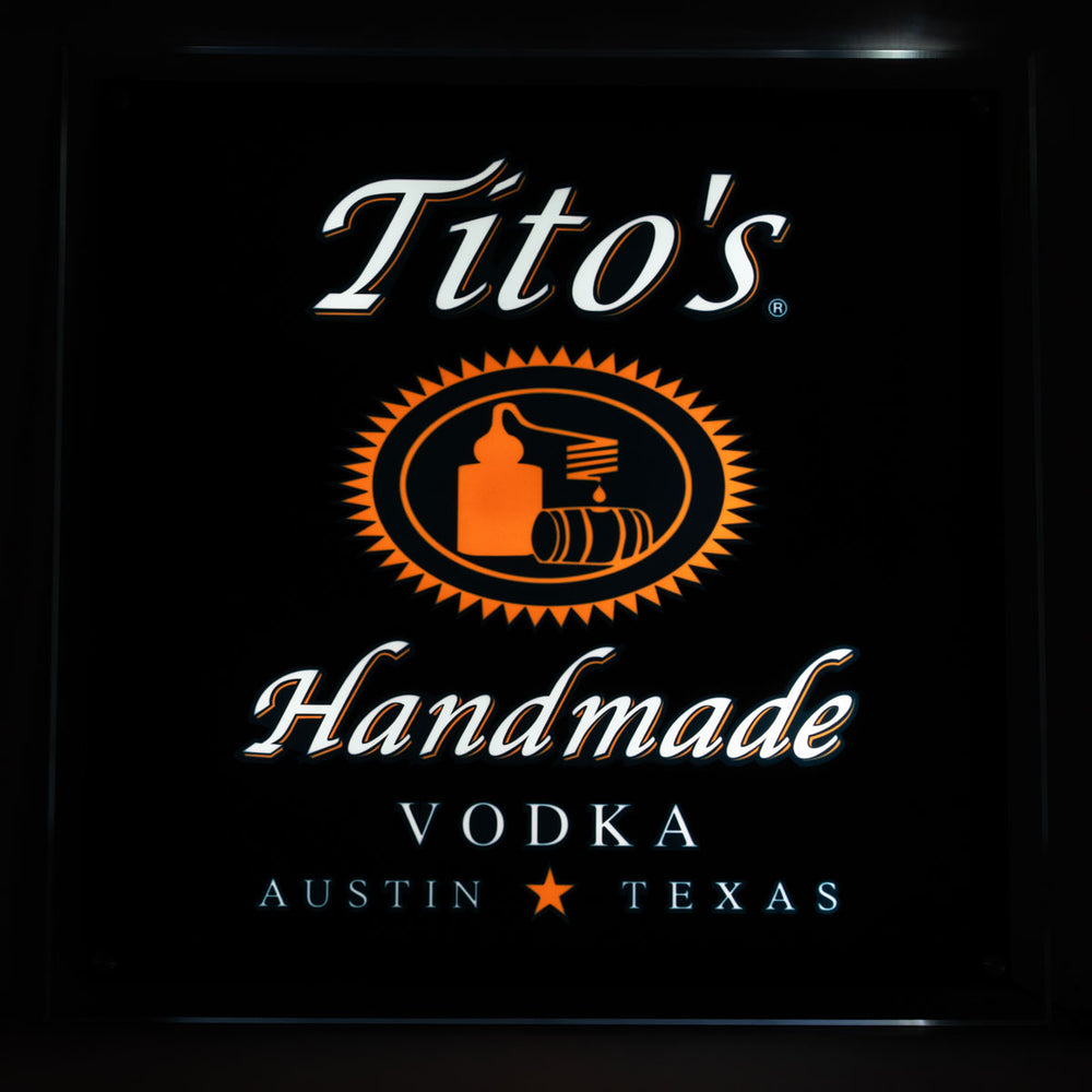 Titos Vodka Leuchtreklame Luminated LED Wallsign 51x51cm Bardeko Merchandise