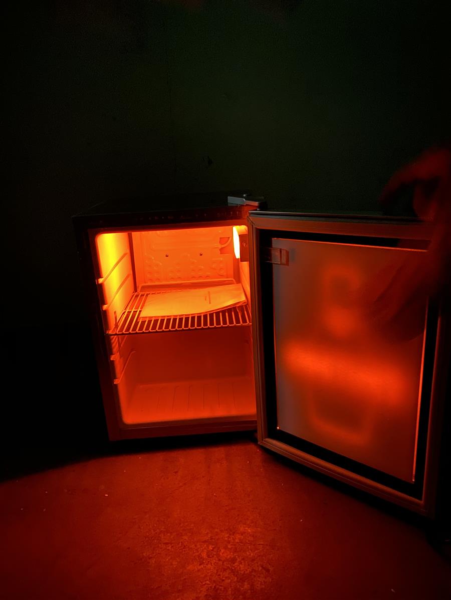 1x Frutinio Likör Kühlschrank Mini Cooler 33 x 41 x 47 – Ansicht 7