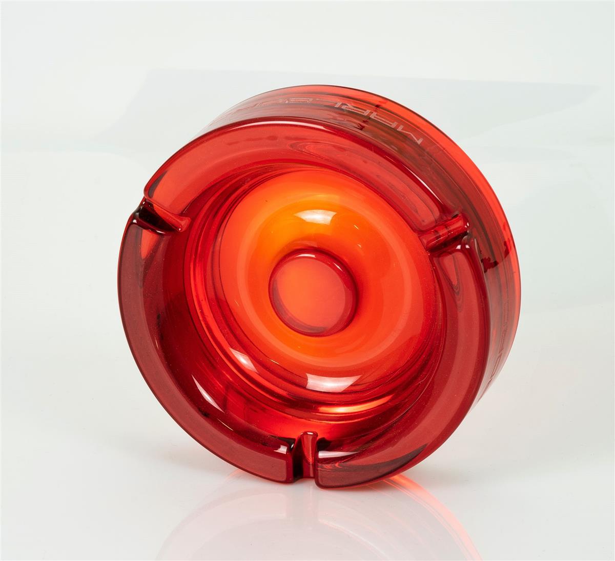 1x Marlboro Zigaretten Aschenbecher rot Glas – Ansicht 2
