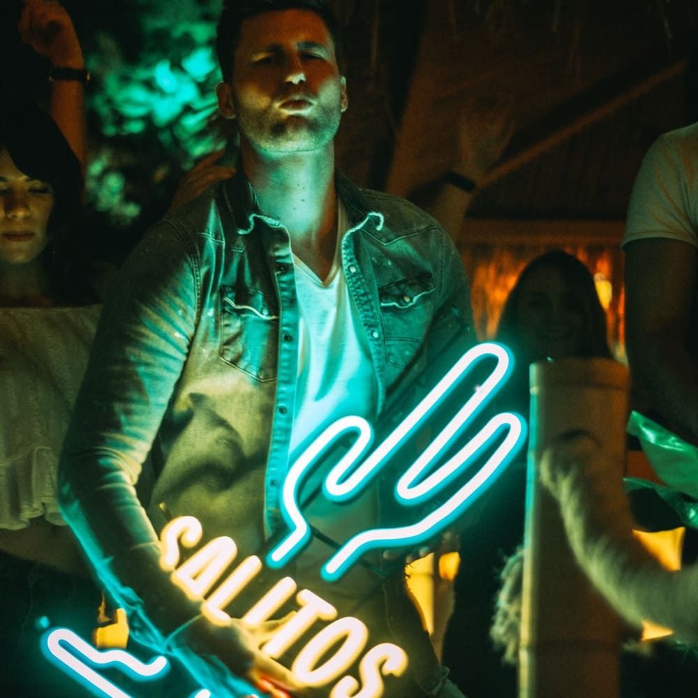 1x Salitos Bier LED Schild Neon Kaktus 46,5 x 73 x9 – Ansicht 5
