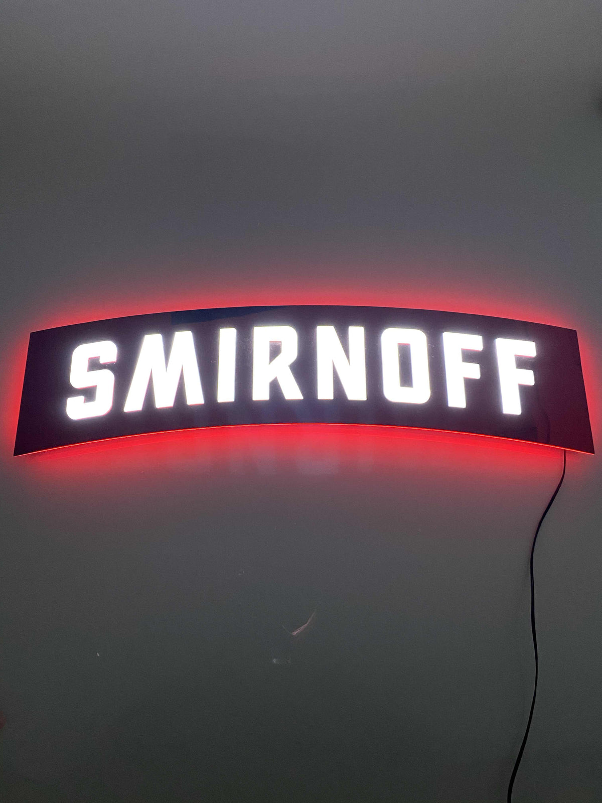 1x Smirnoff Vodka Leuchtreklame Schriftzug länglich 70 x 15