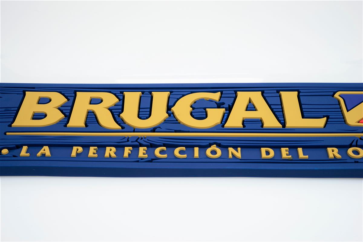 Brugal Rum Barmatte Abtropfmatte Barzubehör blau/gold 60 x 9 x 1 – Ansicht 2