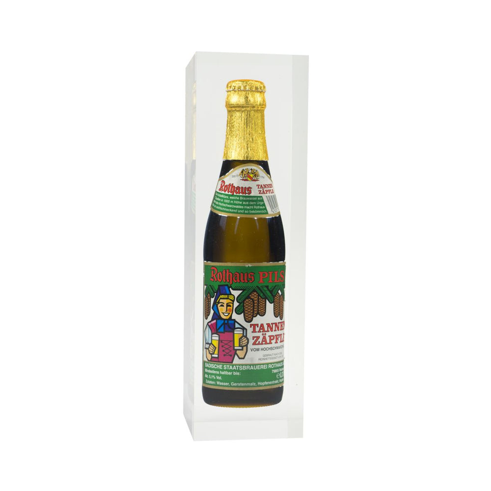 Rothaus Bierflasche Sammlerflasche in Epoxidharz gegossen Tannenzäpfle Geschenk