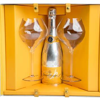 1x Veuve Clicquot Champagner Set Rich Picknick Set 2 Gl&auml;ser + Karton